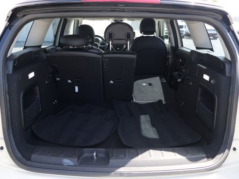 Used 2018 MINI Cooper Clubman FWD image 26