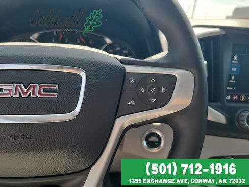 Used 2024 GMC Terrain SLT FWD image 15