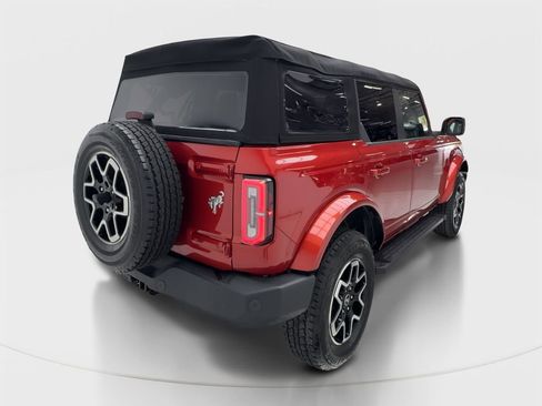 Used 2024 Ford Bronco Outer Banks AWD/4WD image 7