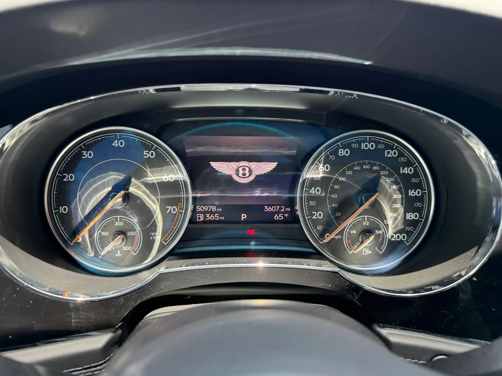 Used 2020 Bentley Bentayga AWD/4WD image 38