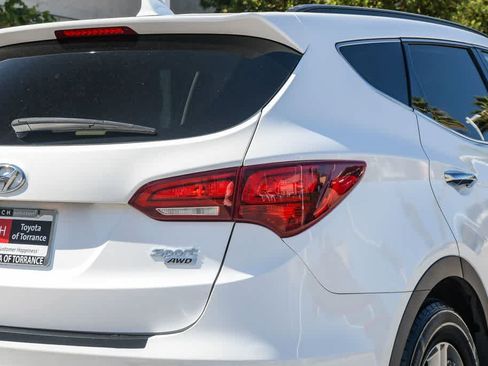 Used 2017 Hyundai Santa Fe Sport AWD/4WD image 6