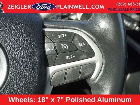 Used 2016 Jeep Cherokee Limited image 26