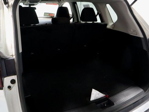 Certified 2022 Nissan Rogue SV image 14