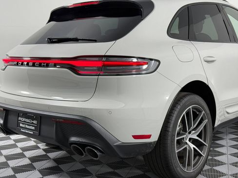 Certified 2026 Porsche Macan AWD/4WD image 13