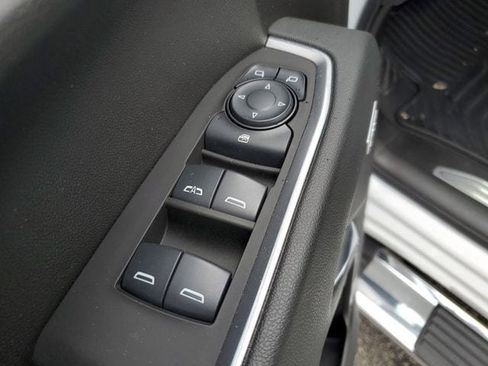 Used 2025 GMC Sierra 1500 Elevation w/ Preferred Package image 25