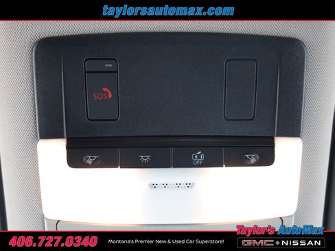 Used 2025 Nissan Rogue SV image 26