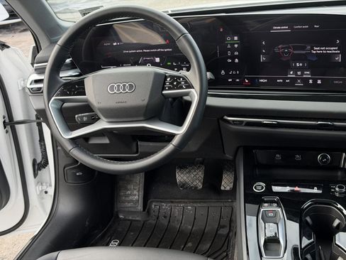 Used 2025 Audi A5 2.0T Premium w/ Convenience Package image 19