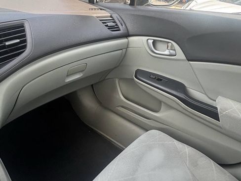 Used 2012 Honda Civic LX image 17