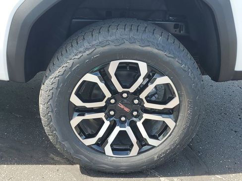 New 2026 GMC Canyon AT4 w/ Nightfall Edition AWD/4WD image 5
