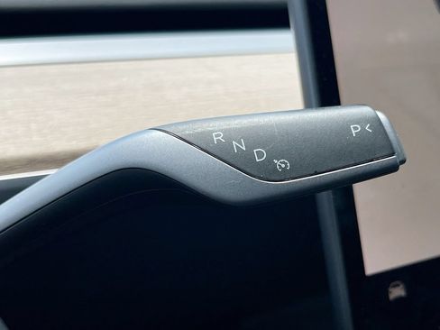 Used 2022 Tesla Model 3 Standard Range RWD image 15