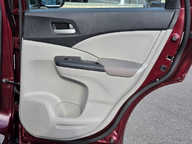 Used 2014 Honda CR-V LX image 16