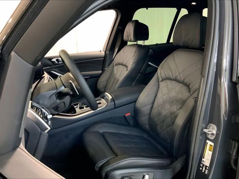New 2026 BMW X5 xDrive40i w/ M Sport Package image 9