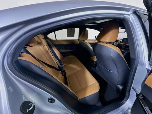 Used 2024 Lexus IS 300 w/ Comfort Package image 29