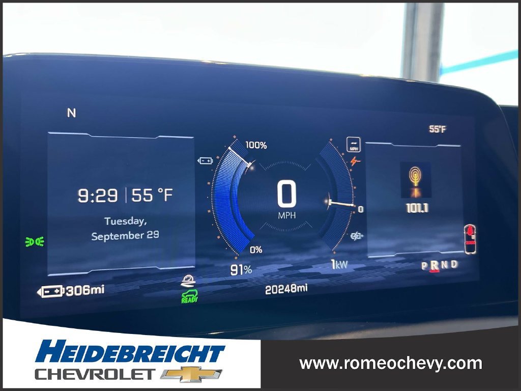 Used 2024 Chevrolet Equinox EV LT FWD image 21