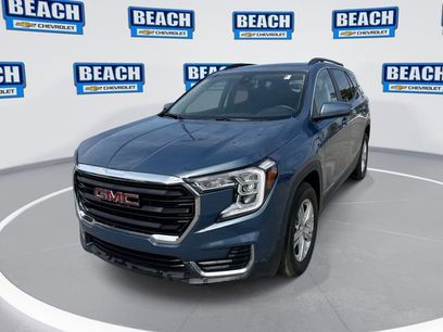 Used 2024 GMC Terrain SLE w/ Driver Convenience Package