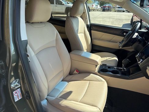 Used 2018 Subaru Outback 2.5i Limited w/ Popular Package #2 AWD/4WD image 18