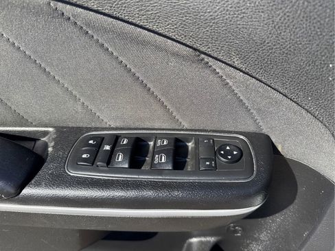 Used 2019 Dodge Charger SXT image 28