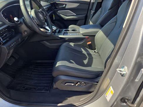 Certified 2026 Acura MDX FWD w/ Technology Package image 16