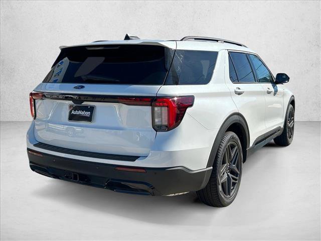 New 2026 Ford Explorer ST-Line w/ ST-Line Street Pack RWD image 2