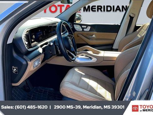 Used 2025 Mercedes-Benz GLE 350 4MATIC image 11