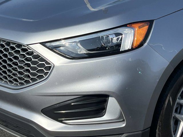 Used 2024 Ford Edge SEL AWD/4WD image 10