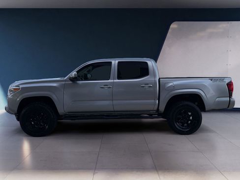 Used 2023 Toyota Tacoma SR AWD/4WD image 2