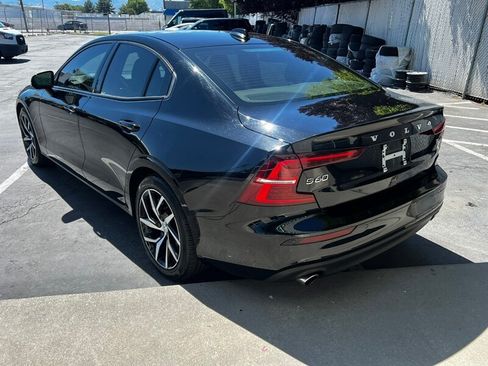 Used 2020 Volvo S60 T6 Momentum AWD/4WD image 5