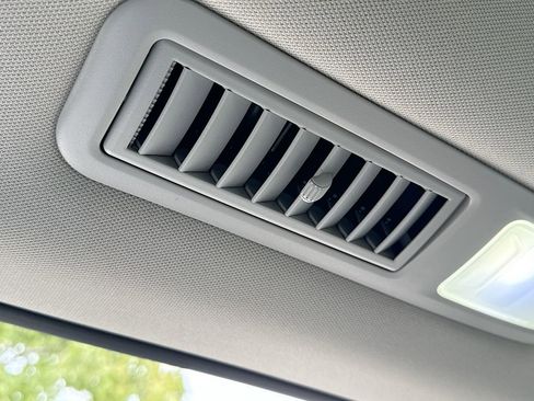 Used 2024 Subaru Ascent Premium w/ Convenience Package image 27