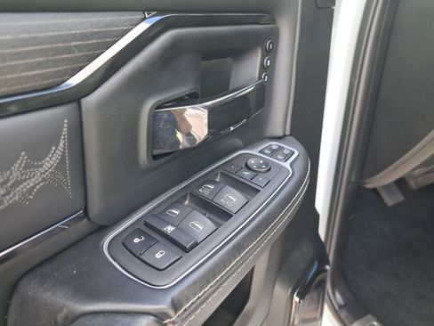 Used 2023 RAM 2500 Limited image 16