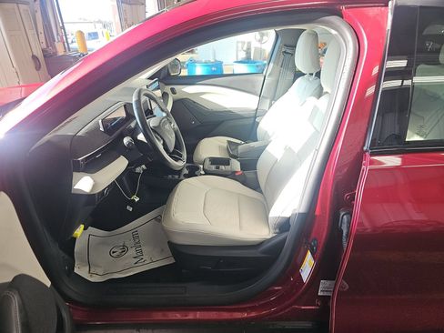 Used 2025 Ford Mustang Mach-E Premium AWD/4WD image 8