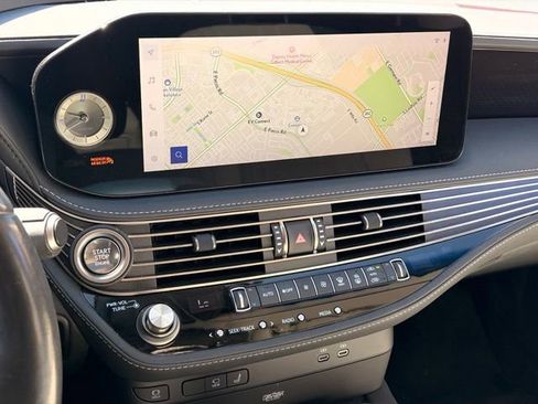 Used 2023 Lexus LS 500 w/ Interior Upgrade Package RWD image 18