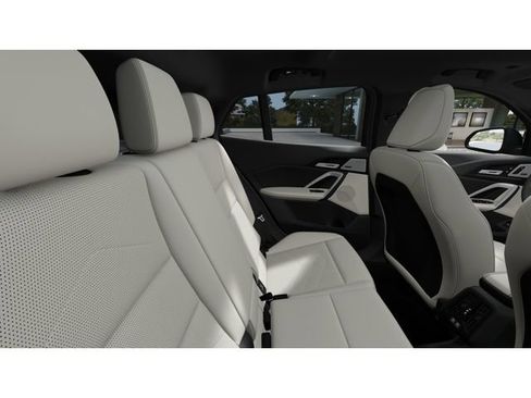 New 2026 BMW X2 xDrive28i w/ Technology Package image 12