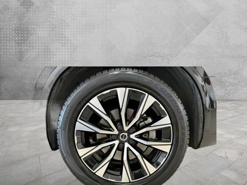 Used 2023 Volvo XC60 B5 Ultimate AWD/4WD image 2