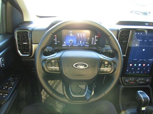 Used 2024 Ford Ranger XLT w/ Equipment Group 301A High image 18