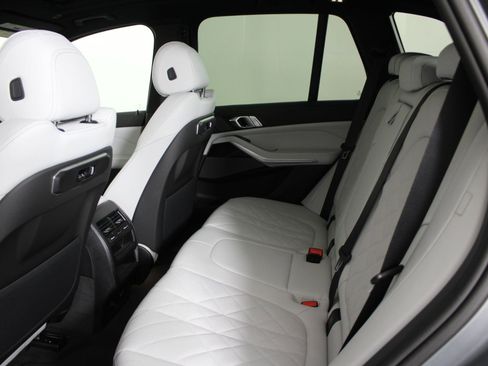 New 2026 BMW X5 xDrive50e w/ M Sport Package image 23