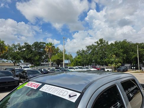 Used 2022 Toyota Tacoma SR AWD/4WD image 11