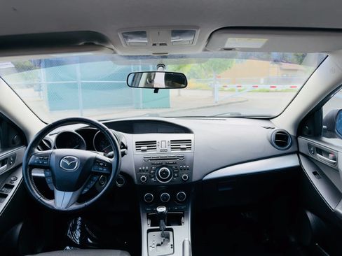 Used 2013 MAZDA MAZDA3 i Touring FWD image 13