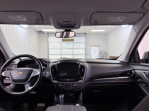 Used 2020 Chevrolet Traverse LT FWD image 29