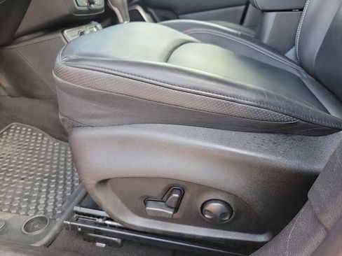 Used 2022 Jeep Renegade Limited image 12