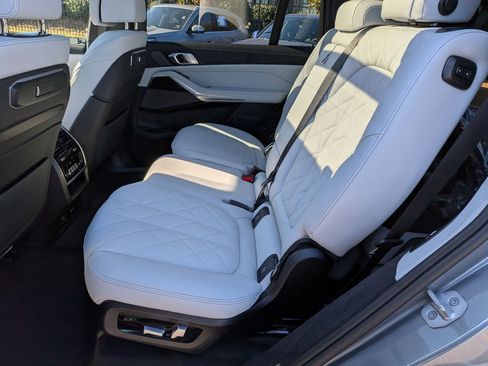 New 2026 BMW X7 xDrive40i w/ M Sport Package image 30