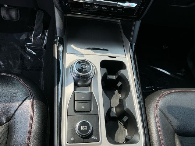 Used 2023 Ford Explorer ST-Line AWD/4WD image 15