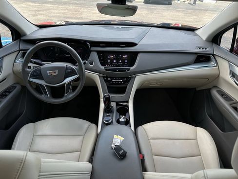 Used 2021 Cadillac XT5 Premium Luxury FWD image 21
