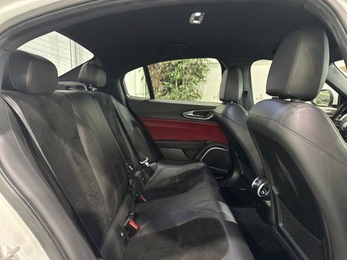 Used 2017 Alfa Romeo Giulia Quadrifoglio image 74