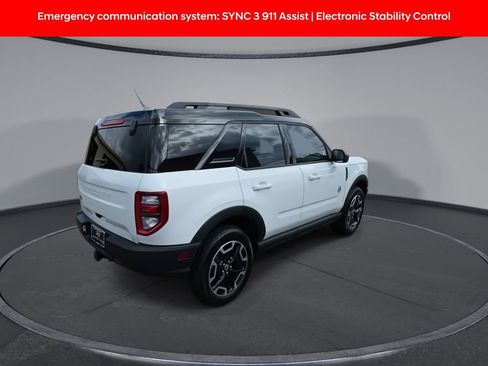 Used 2024 Ford Bronco Sport Outer Banks image 9