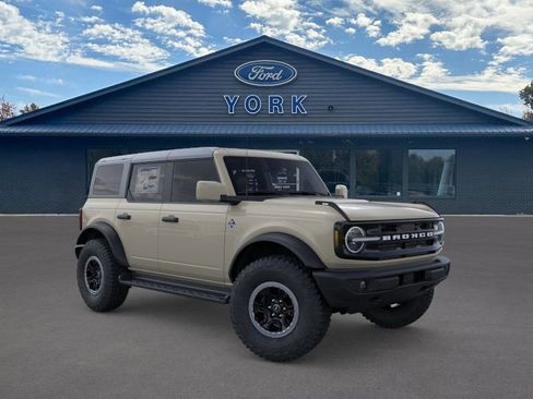 New 2026 Ford Bronco Outer Banks w/ Sasquatch Package AWD/4WD image 7
