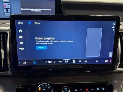 New 2025 Ford Expedition Max Platinum w/ Driver's Package image 24