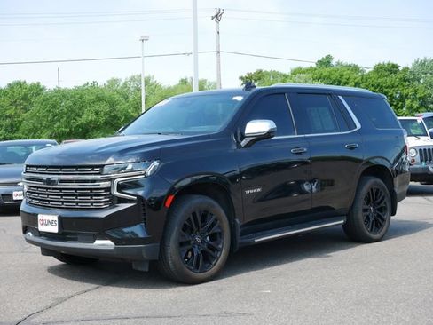 Used 2023 Chevrolet Tahoe Premier w/ Advanced Technology Package AWD/4WD image 3