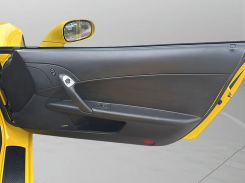 Used 2007 Chevrolet Corvette Coupe w/ Preferred Equipment Group image 13