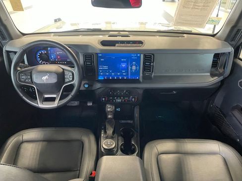 Used 2024 Ford Bronco Black Diamond AWD/4WD image 12