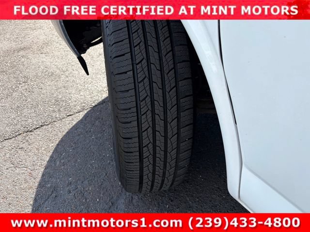 Used 2022 Chevrolet Express 3500 w/ Power Convenience Package RWD image 18